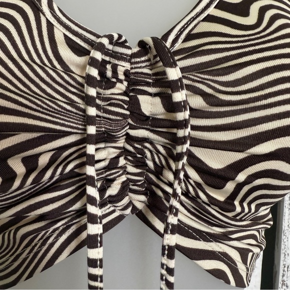 H&M Halter Crop Top Size XS Brown White Boho Hippie Festival Concert Groovy Vibe - Picture 3 of 9